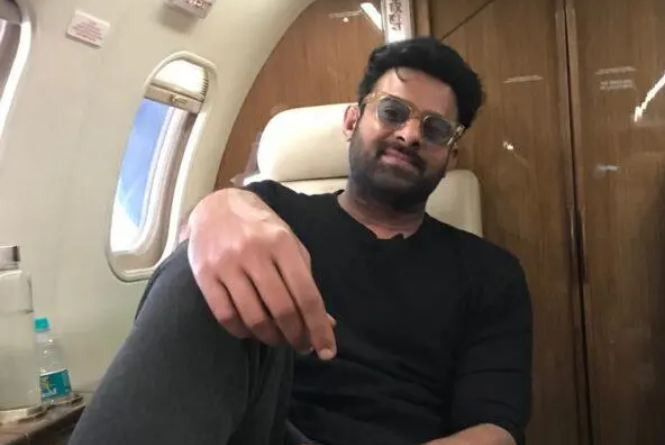 Prabhas: సొంత విమానం ఇందుకేనా.. డార్లింగ్ నిర్ణయం వెనుక షాకింగ్ రీజన్!